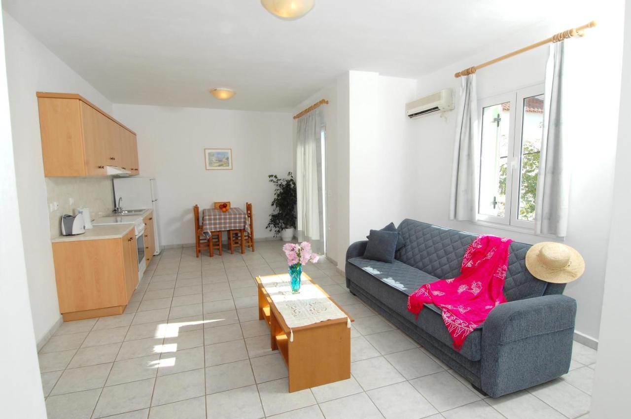 Alexis Studios And Apartments Agia Efimia Extérieur photo