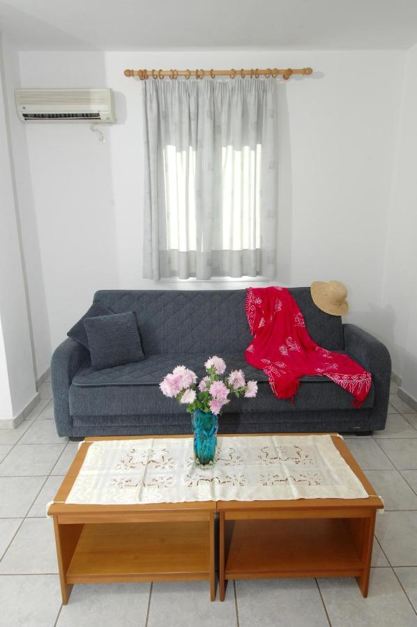 Alexis Studios And Apartments Agia Efimia Extérieur photo